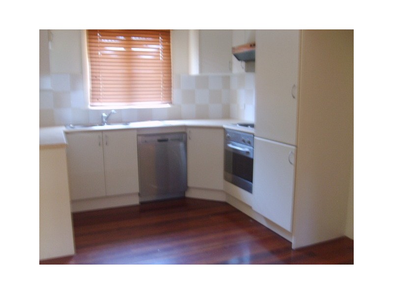 19 Andrew Avenue, Tarragindi QLD 4121