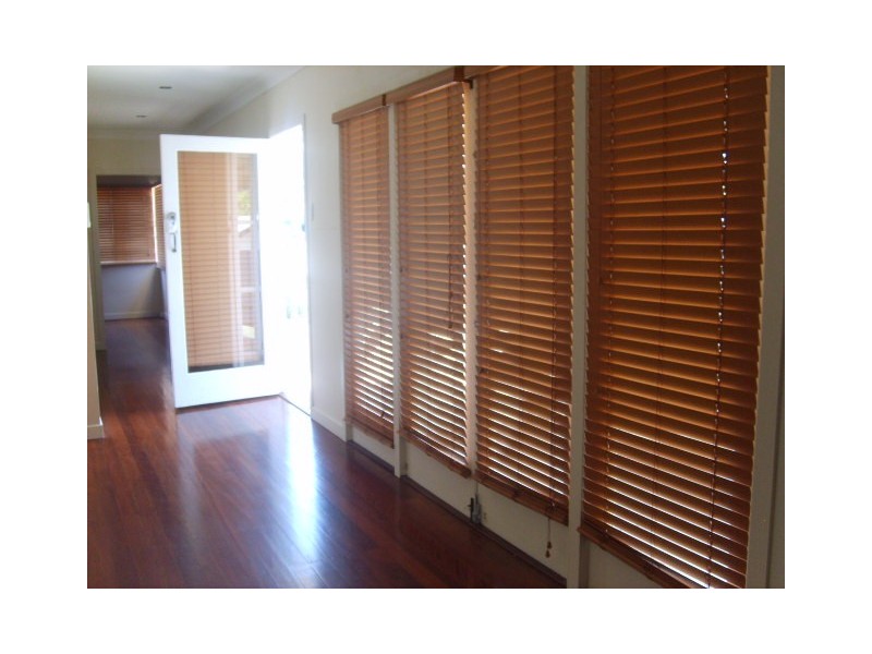 19 Andrew Avenue, Tarragindi QLD 4121