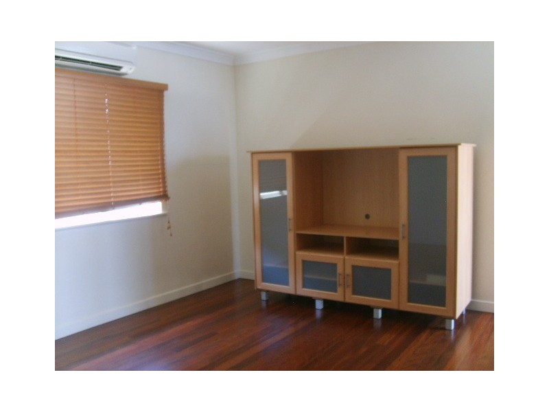 19 Andrew Avenue, Tarragindi QLD 4121