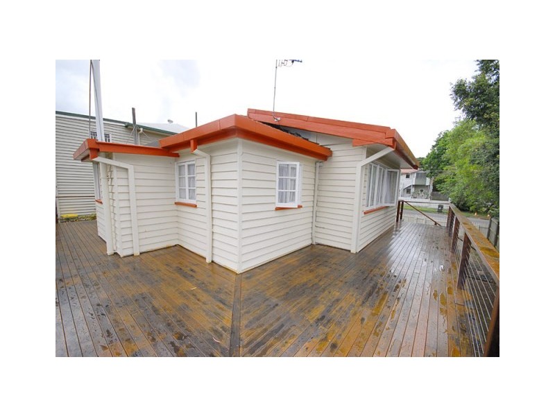 30 Koala Road, Moorooka QLD 4105