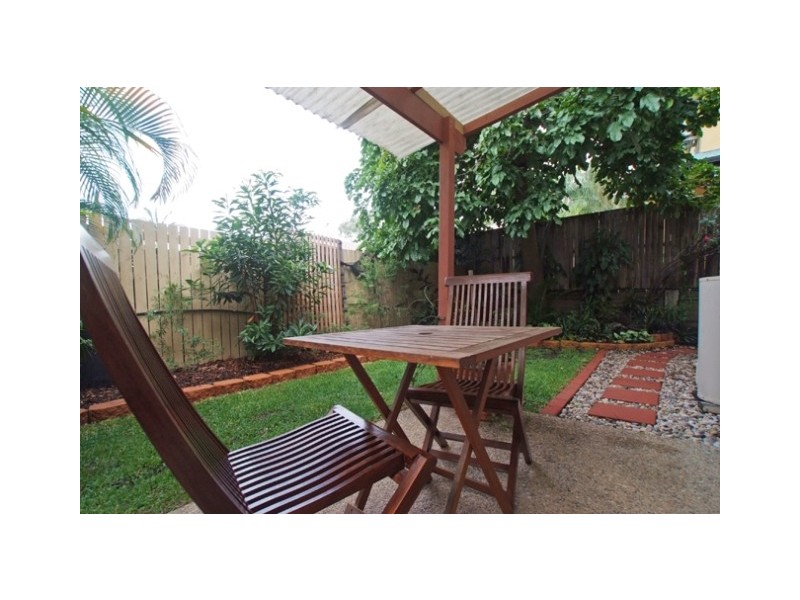 3/16 Cardross Street, Yeerongpilly QLD 4105