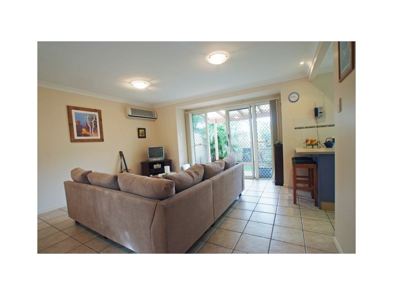 3/16 Cardross Street, Yeerongpilly QLD 4105