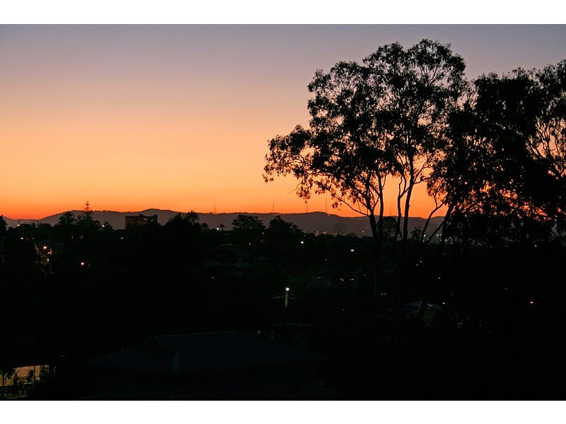 11 Crucis Street, Coorparoo QLD 4151