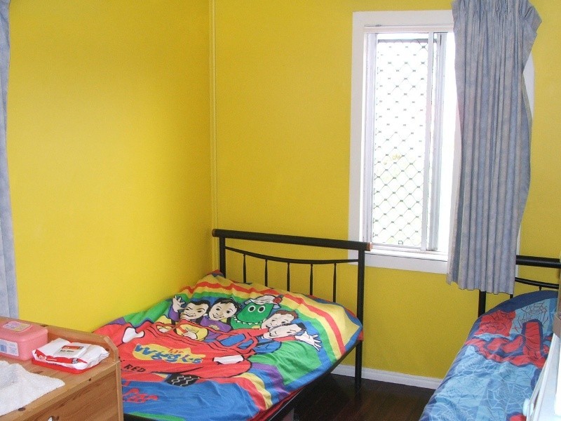 61 Fegen Drive, Moorooka QLD 4105