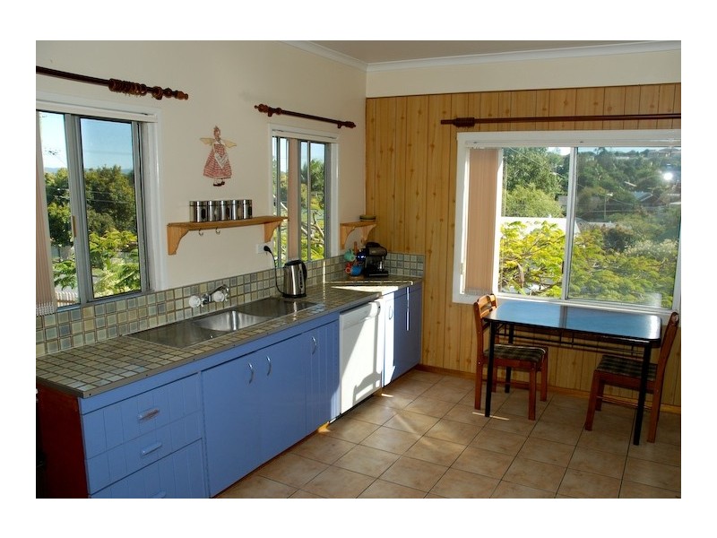 61 Fegen Drive, Moorooka QLD 4105