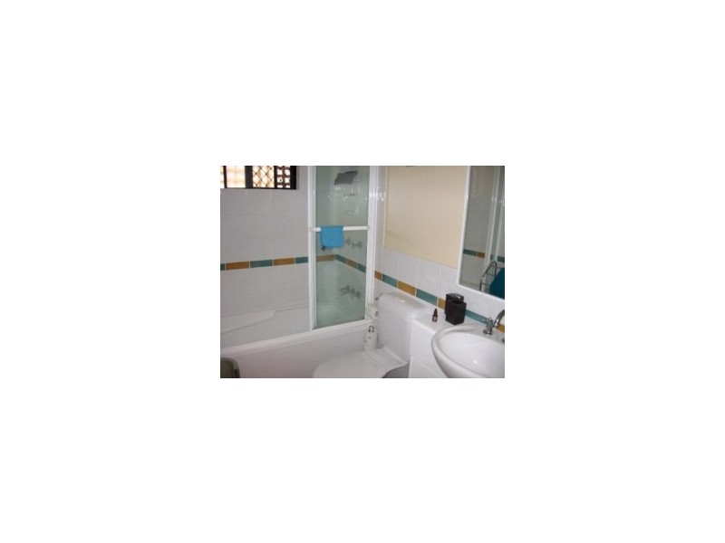 6/85-87 Victoria Terrace, Greenslopes QLD 4120