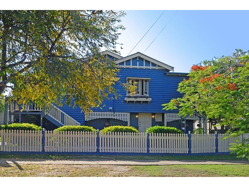 1  Laura Street, Tarragindi QLD 4121