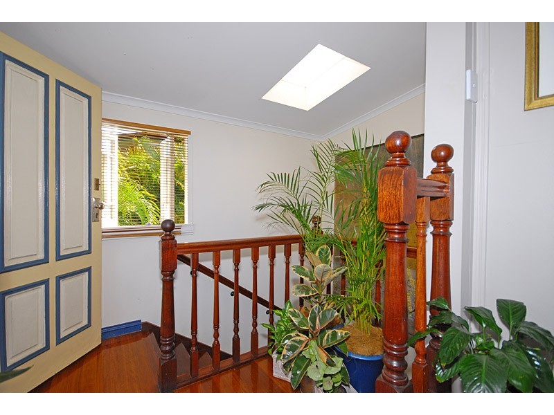 1  Laura Street, Tarragindi QLD 4121