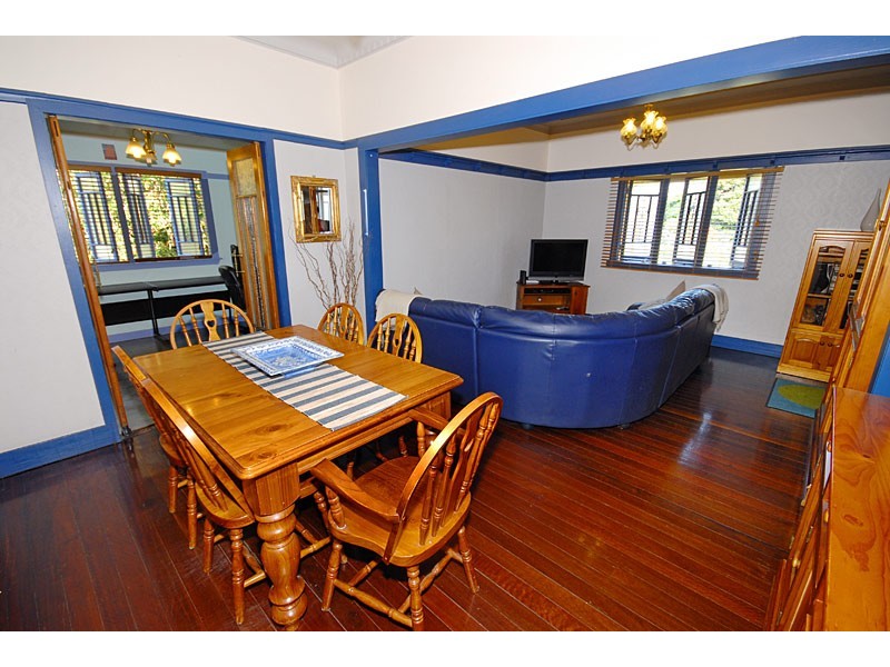 1  Laura Street, Tarragindi QLD 4121