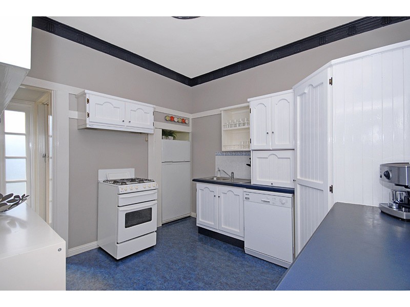 1  Laura Street, Tarragindi QLD 4121