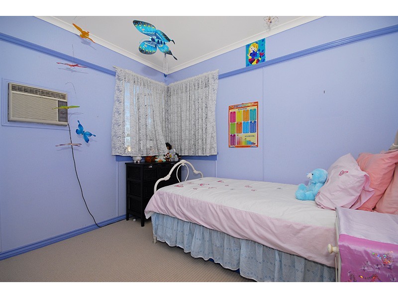 1  Laura Street, Tarragindi QLD 4121