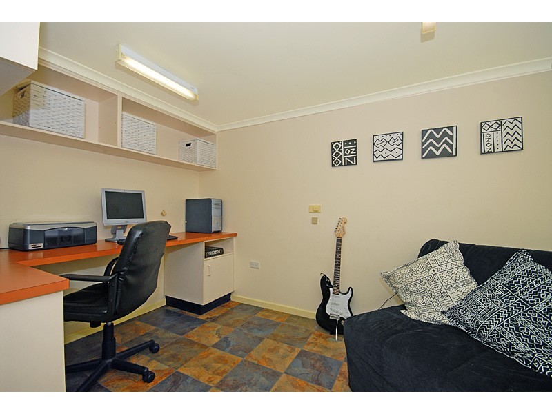 1  Laura Street, Tarragindi QLD 4121