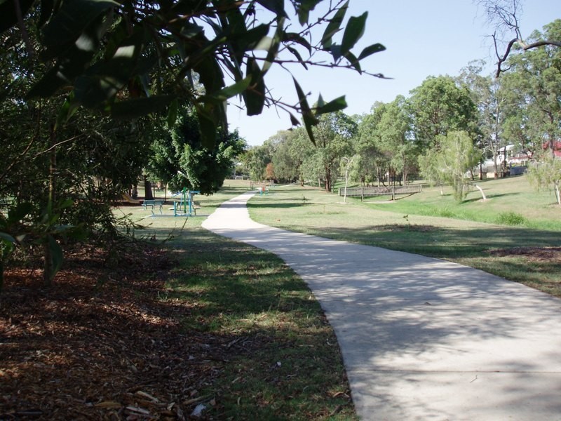 1  Laura Street, Tarragindi QLD 4121