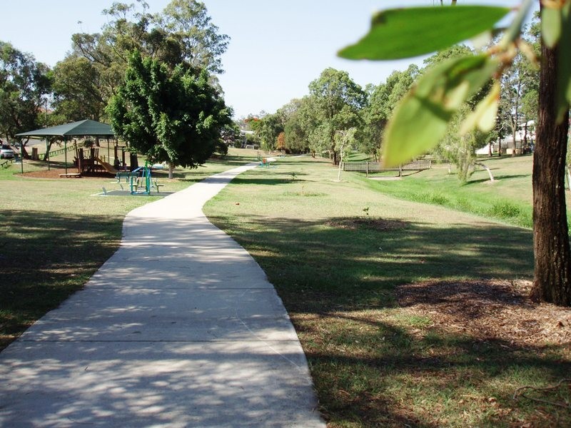 1  Laura Street, Tarragindi QLD 4121