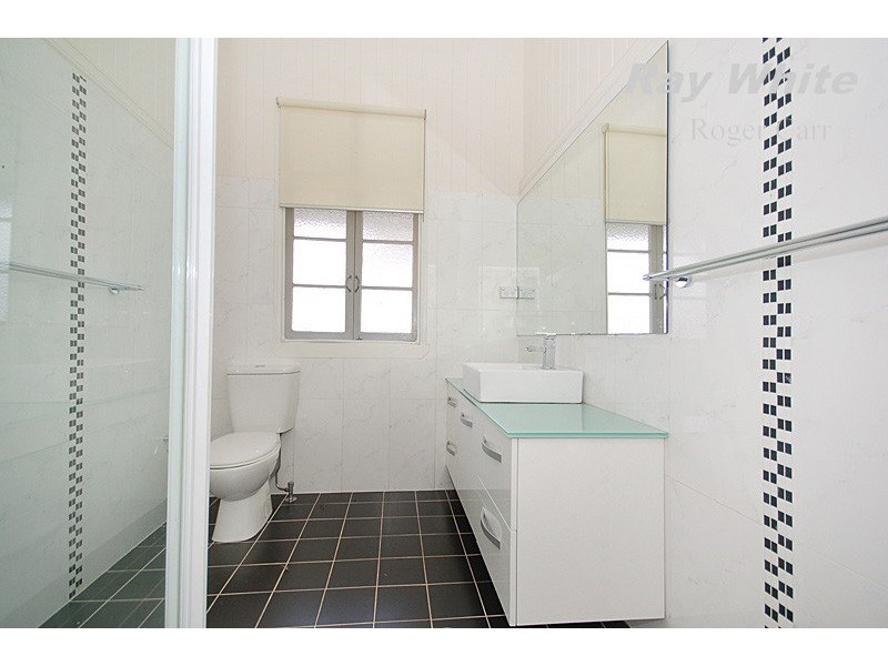 205  Ekibin Road East, Tarragindi QLD 4121