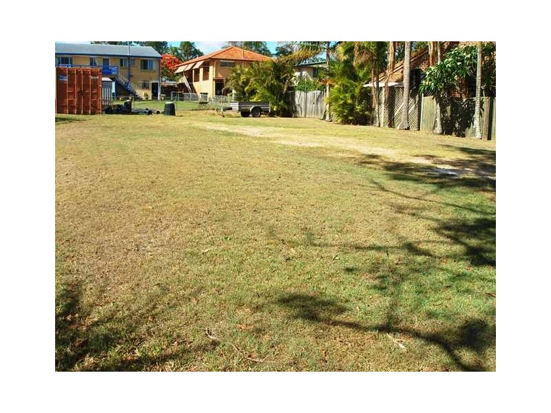 100 Nyleta Street, Coopers Plains QLD 4108