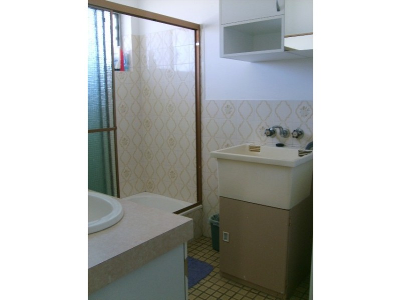 4/22  Princess Street, Fairfield QLD 4103