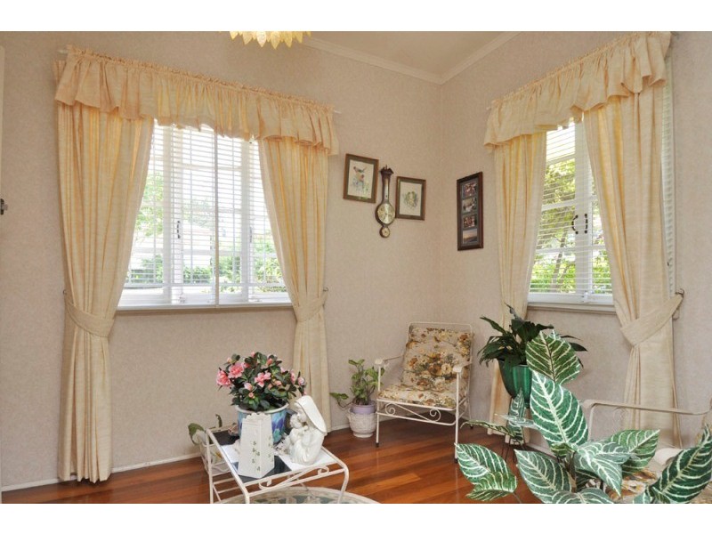 23 Weal Avenue, Tarragindi QLD 4121