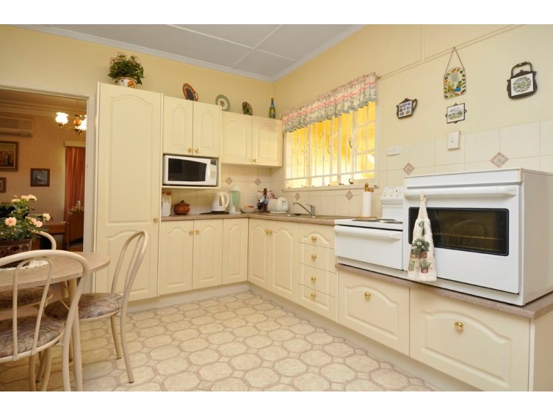 23 Weal Avenue, Tarragindi QLD 4121