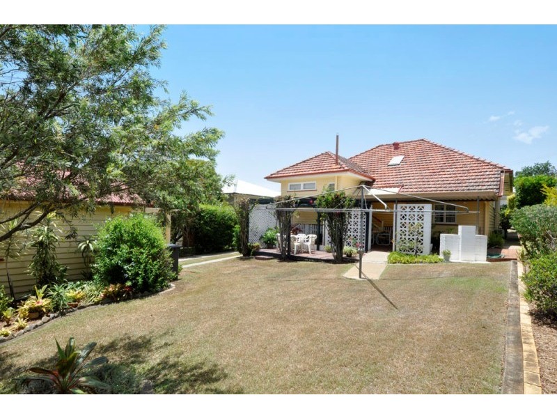 23 Weal Avenue, Tarragindi QLD 4121