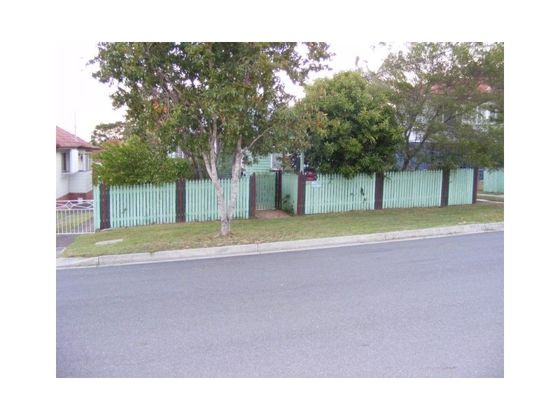 28 Dinmore Street, Moorooka QLD 4105