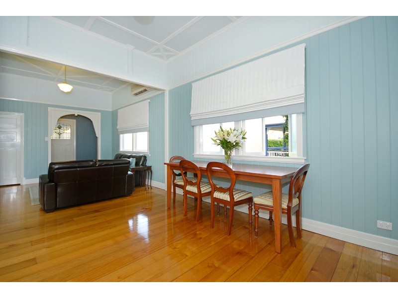 225  Ekibin Road, Tarragindi QLD 4121