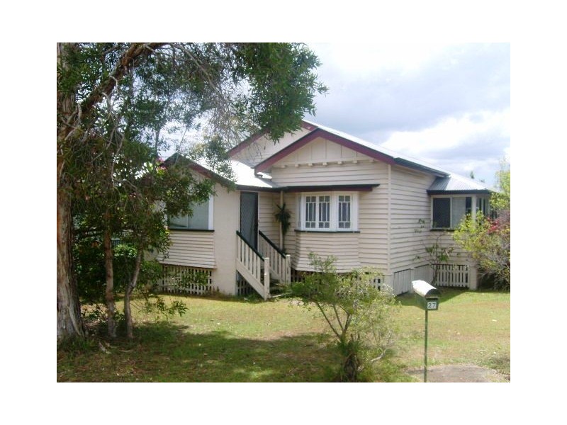 27 Gainsborough Street, Moorooka QLD 4105