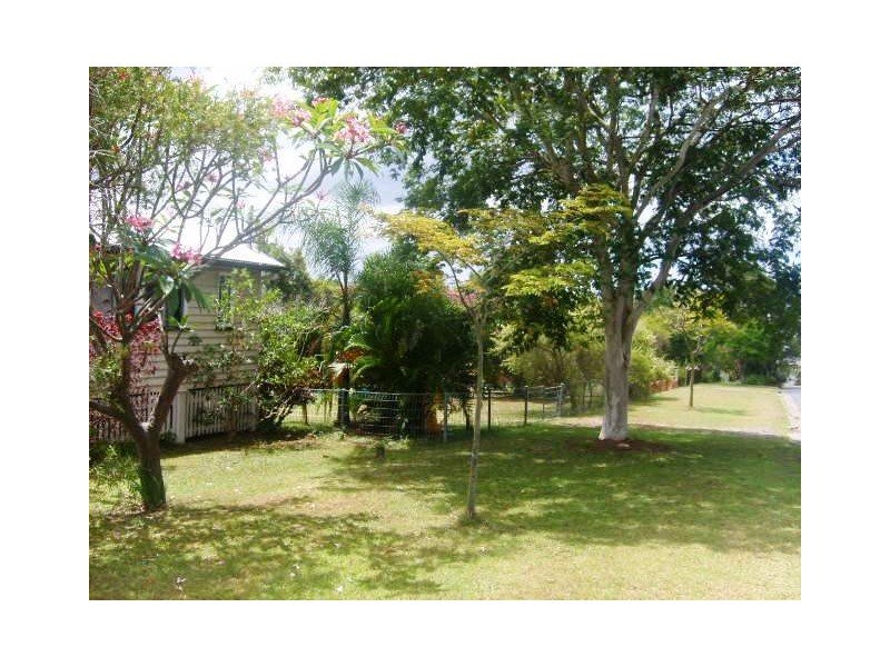 27 Gainsborough Street, Moorooka QLD 4105