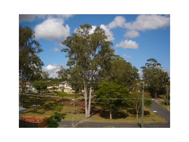 55 Upland Road, St Lucia QLD 4067