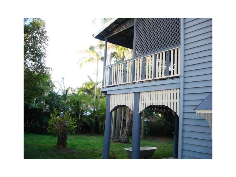 11 Violet Street, Yeronga QLD 4104