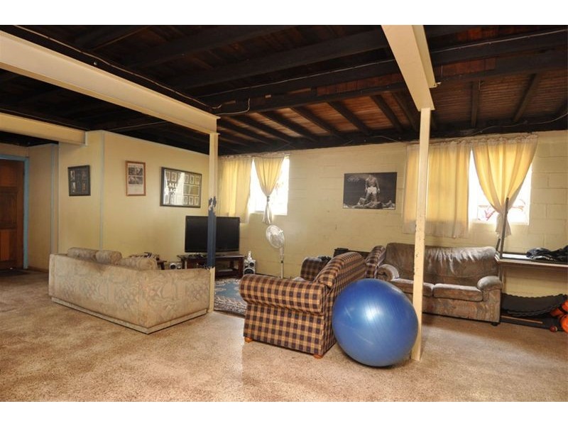 10 Pound Street, Dutton Park QLD 4102