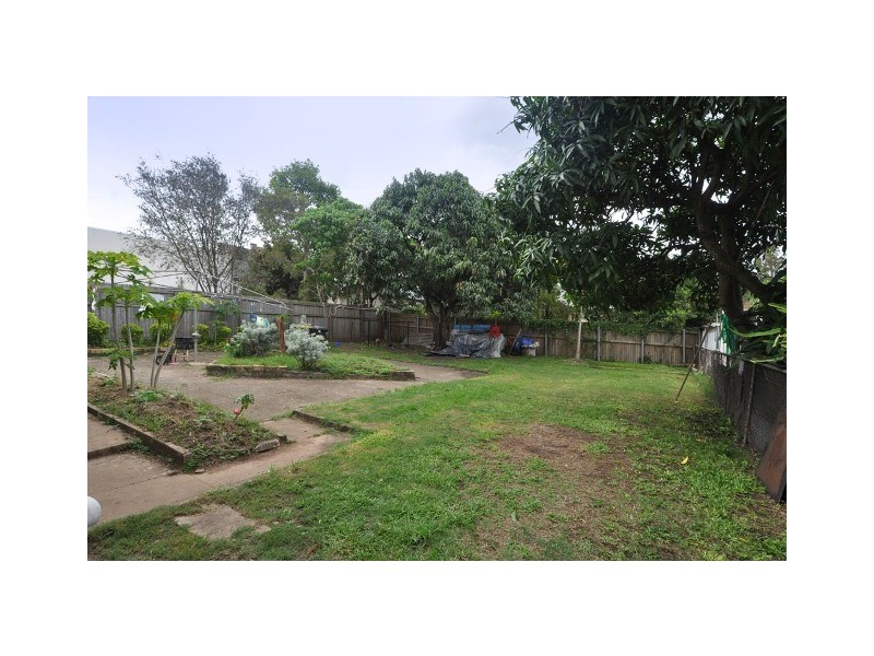 10 Pound Street, Dutton Park QLD 4102