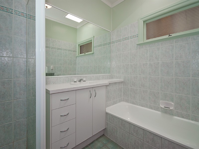 68 Effingham Street, Tarragindi QLD 4121