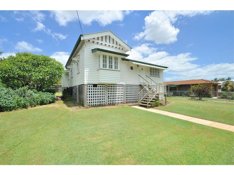 12 Barr Street, Tarragindi QLD 4121