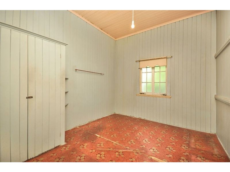 12 Barr Street, Tarragindi QLD 4121