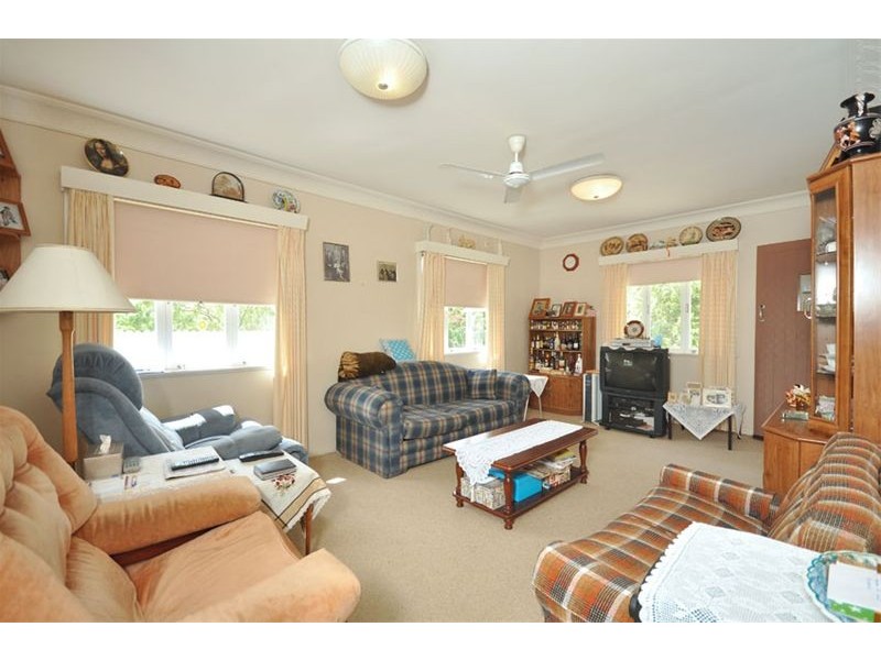 17 Carroll Street, Bardon QLD 4065