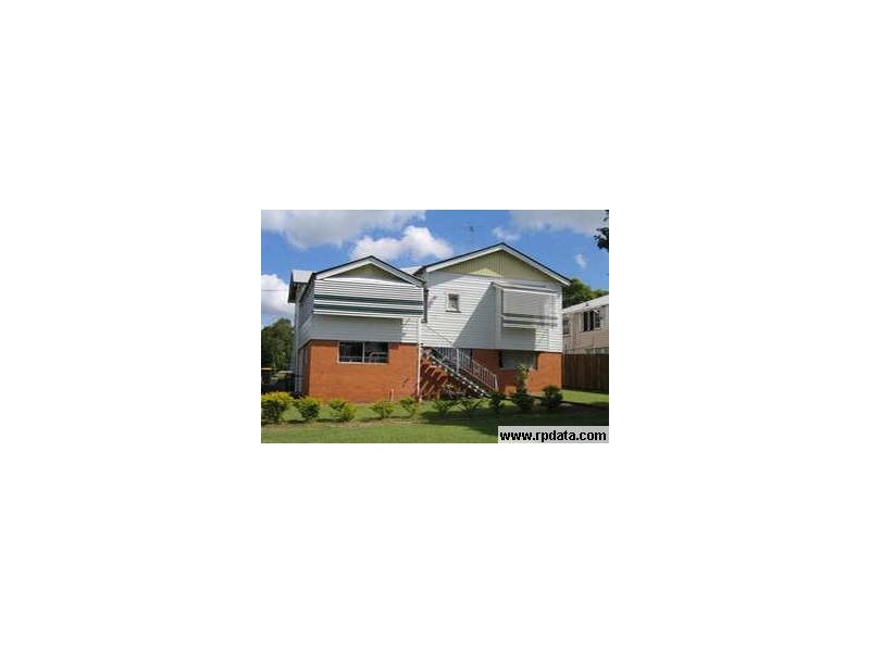 2/17 Crn Stephen and Dudley Streets, Annerley QLD 4103