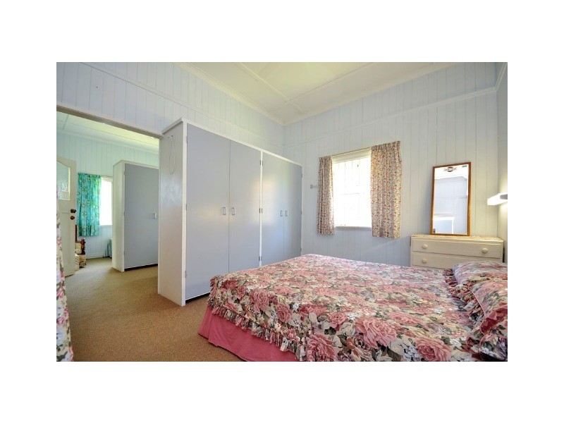 21  Weal Avenue, Tarragindi QLD 4121