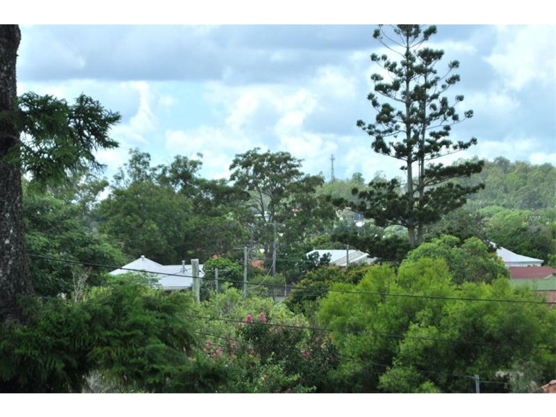 16 Sarah Street, Annerley QLD 4103