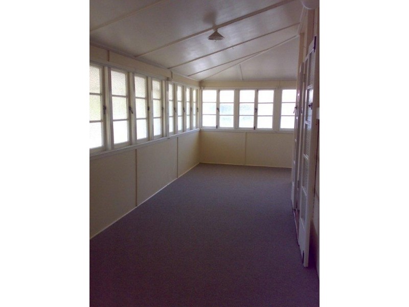 29 Cambridge Street, Rocklea QLD 4106