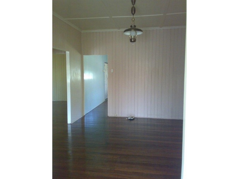 29 Cambridge Street, Rocklea QLD 4106