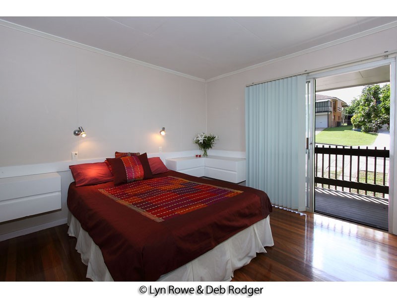 102 Fegen Drive, Moorooka QLD 4105