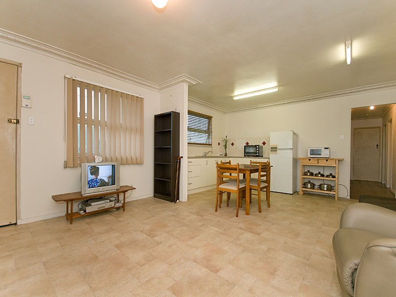 69  Rosedale Street, Coopers Plains QLD 4108