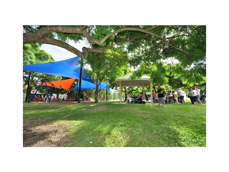 25 Vinray Street, Tarragindi QLD 4121