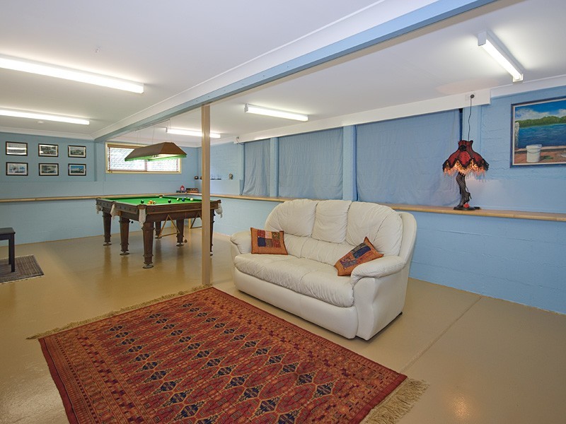 23 Elgar Street, Holland Park QLD 4121