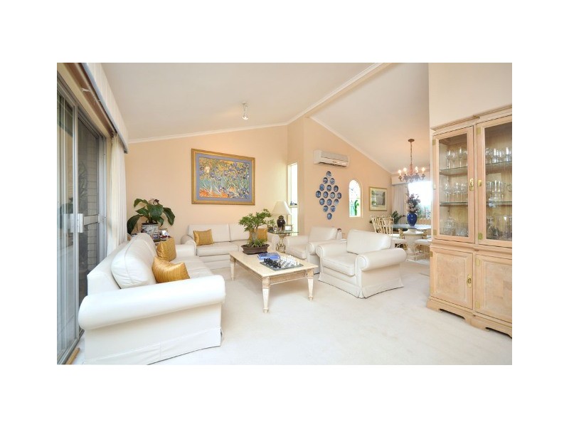 6  Akora Street, Macgregor QLD 4109