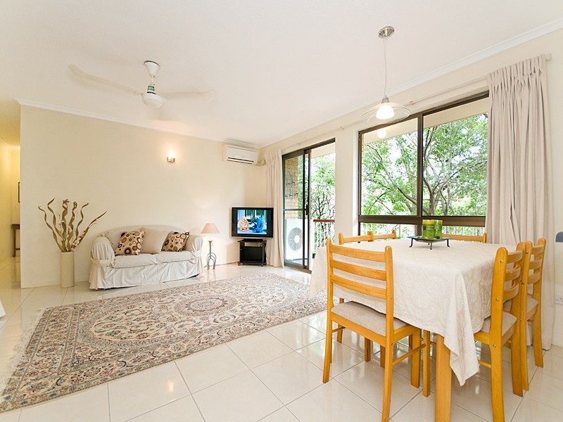 2/55 Bellevue Terrace, St Lucia QLD 4067