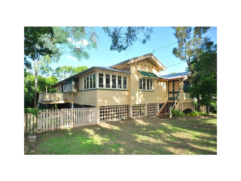 21 Wingarra Street, Yeerongpilly QLD 4105