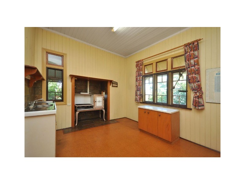 21 Wingarra Street, Yeerongpilly QLD 4105