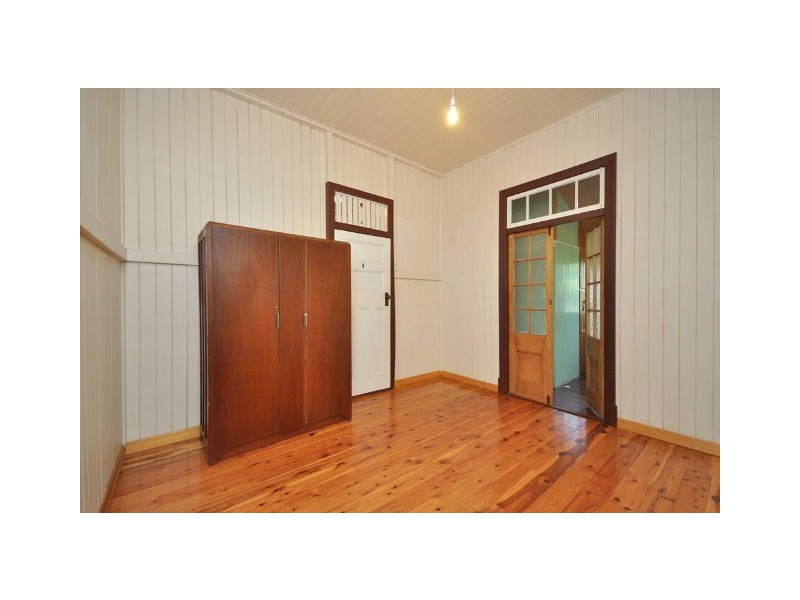 21 Wingarra Street, Yeerongpilly QLD 4105